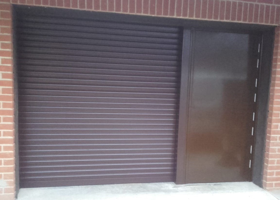 Roller shutter security door